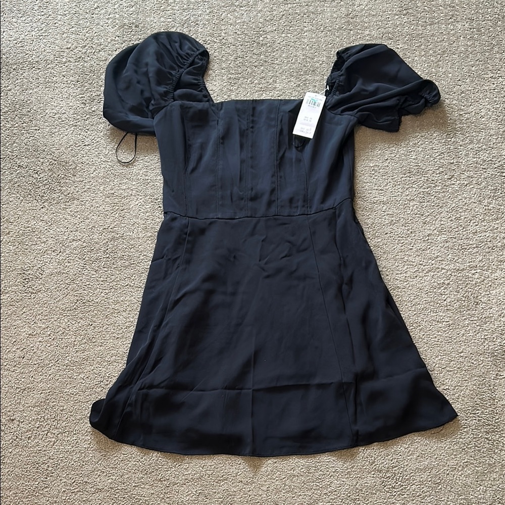 AF MED PETITE Elegant Black Puff Sleeve Dress NWT 👗